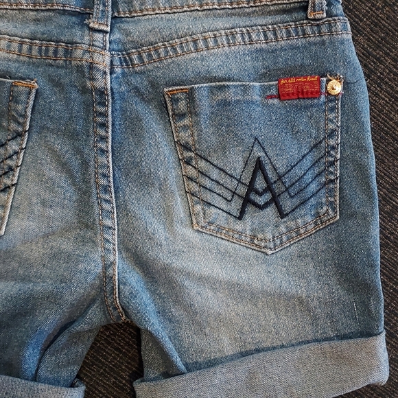 Youth Girls ~ 7 For All Mankind ~ Distressed Jean Shorts - Picture 3 of 5
